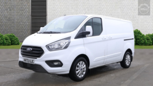2022 Ford Transit Custom 2.0 Transit Custom Limited Van 300 L1 2.0l Ecoblue 130ps Fwd 6 Speed Manual in White — image 2