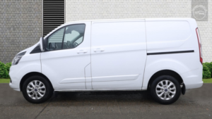 2022 Ford Transit Custom 2.0 Transit Custom Limited Van 300 L1 2.0l Ecoblue 130ps Fwd 6 Speed Manual in White — image 6