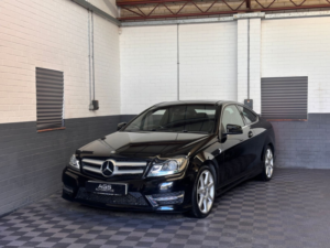 2014 Mercedes-Benz C Class 2.1 C220 Cdi Amg Sport Edition Coupe 2dr Diesel G-Tronic+ Euro 5 (s/s) (170 Ps) in Black — image 4