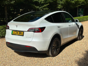2024 Tesla Model Y (dual Motor) Long Range Auto 4wde 5dr in White — image 4