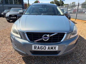 2010 Volvo Xc60 2.0 T5 Se Lux Powershift Euro 5 5dr in Blue — image 2