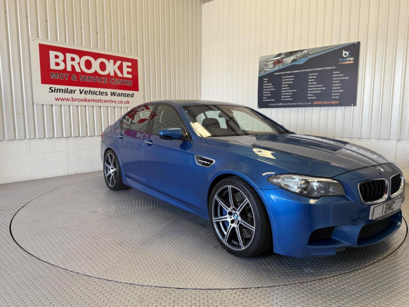 2013 BMW M5 4.4 V8 Competition Edition Dct Euro 6 (s/s) 4dr in Blue — image 1