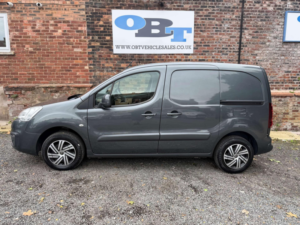2017 Citroen Berlingo 1.6 Berlingo 850 Enterprise Blue Hdi in Grey — image 6