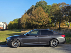 2020 BMW 5 Series 2.0 520d Mht M Sport Saloon 4dr Diesel Hybrid Auto Euro 6 (s/s) (190 Ps) in Grey — image 4