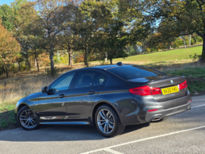 2020 BMW 5 Series 2.0 520d Mht M Sport Saloon 4dr Diesel Hybrid Auto Euro 6 (s/s) (190 Ps) in Grey — image 5