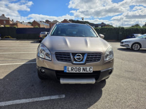 2008 Nissan Qashqai 2.0 Tekna in Beige — image 2