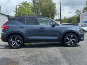 2022 Volvo Xc40 1.5 Xc40 R-Design T3 5dr in Blue — image 4