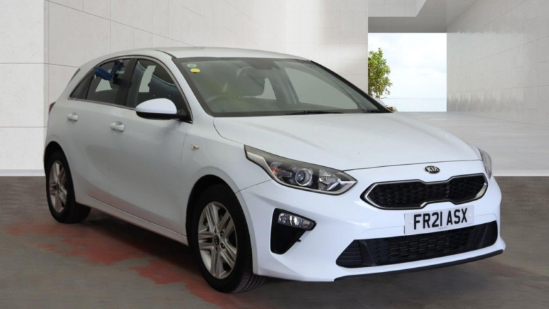 2021 Kia Ceed 1.0 T-Gdi Eco 2 Hatchback 5dr Petrol Manual Euro 6 (s/s) (118 Bhp) in White — image 1