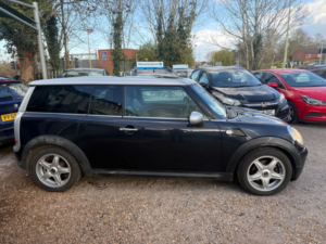 2008 MINI Clubman 1.6 Cooper Estate 5dr Petrol Manual Euro 4 (120 Ps) in Black — image 3