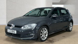 2013 Volkswagen Golf 2.0 Tdi Bluemotion Tech Gt in Grey — image 2
