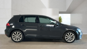 2013 Volkswagen Golf 2.0 Tdi Bluemotion Tech Gt in Grey — image 5