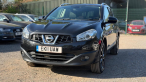 2011 Nissan Qashqai 1.5 Dci N-Tec 2WD Euro 5 5dr in Black — image 3