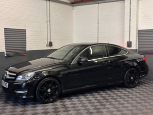 2013 Mercedes-Benz C Class 2.1 C250 Cdi Blueefficiency Amg Sport Coupe 2dr Diesel G-Tronic+ Euro 5 (s/s) (204 Ps) in Black — image 3