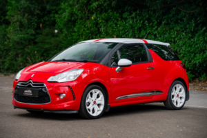 2012 Citroen Ds3 1.6 E-Hdi Airdream Dsport in Red — image 4