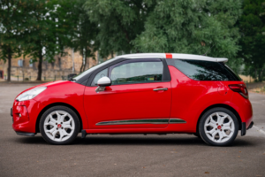 2012 Citroen Ds3 1.6 E-Hdi Airdream Dsport in Red — image 6