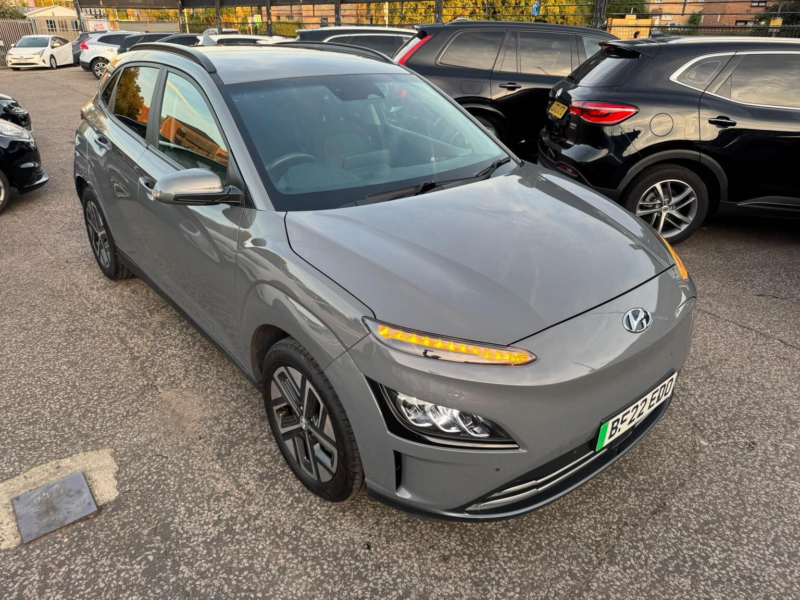 2022 Hyundai Kona 64kwh Premium Auto 5dr (10.5kw Charger) in Grey — image 1