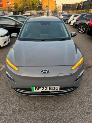 2022 Hyundai Kona 64kwh Premium Auto 5dr (10.5kw Charger) in Grey — image 2