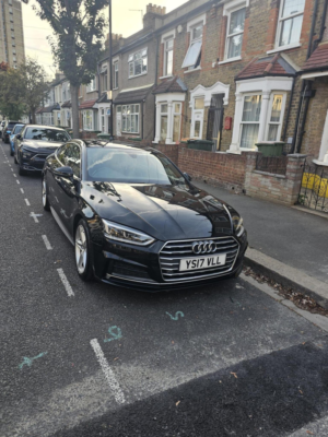 2022 Hyundai Kona 64kwh Premium Auto 5dr (10.5kw Charger) in Grey — image 6