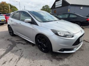 2014 Ford Focus 2.0t Ecoboost St-2 Hatchback 5dr Petrol Manual Euro 5 (s/s) (250 Ps) in Silver — image 3
