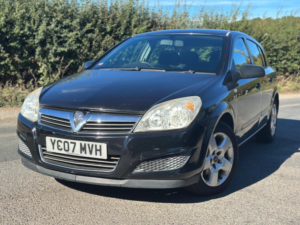 2007 Vauxhall Astra 1.4i 16v Energy 5dr in Black — image 2