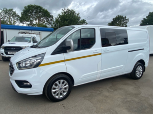2020 Ford Transit Custom Custom Limited Auto Crew — image 2