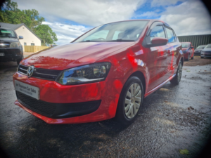 2012 Volkswagen Polo 1.2 Tsi Bluemotion Tech Se Design Auto in Red — image 3