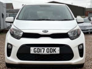 2017 Kia Picanto 1.0 2 Euro 6 5dr in White — image 5