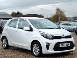 2017 Kia Picanto 1.0 2 Euro 6 5dr in White — image 6