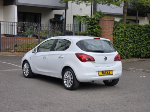 2015 Vauxhall Corsa 1.4i Se Hatchback 5dr Petrol Auto Euro 6 (90 Ps) in White — image 4
