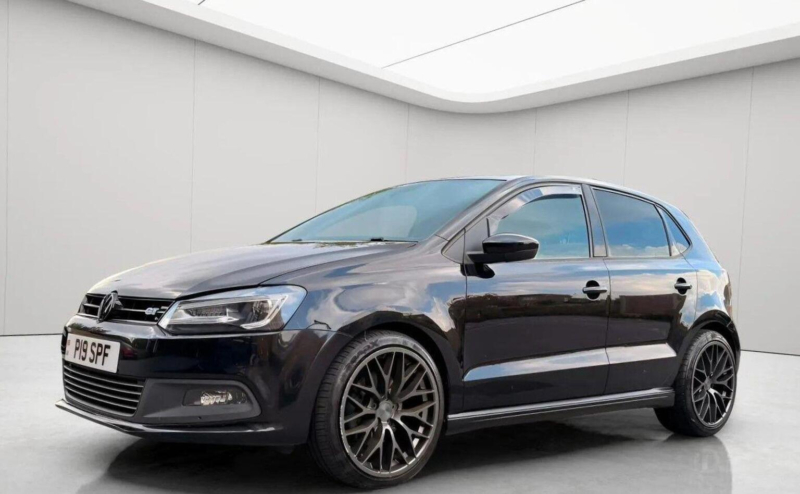 2015 Volkswagen Polo 1.4 Tsi Bluemotion Tech Act Bluegt Euro 6 (s/s) 5dr in Black — image 1