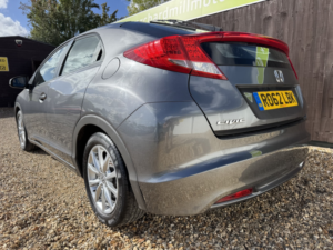 2012 Honda Civic 1.4 I-Vtec Se in Grey — image 6