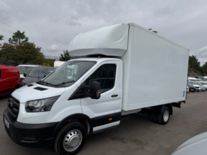 2023 Ford Transit 2.0 350 L4 Luton — image 4