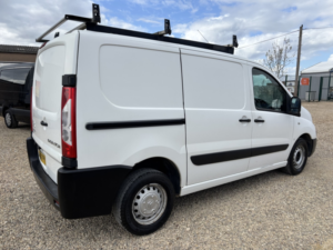 2013 Citroen Dispatch 1.6 1000 Hdi in White — image 3