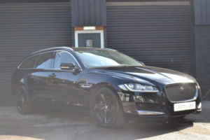 2020 Jaguar Xf 2.0i Portfolio Sportbrake Auto Euro 6 (s/s) 5dr in Black — image 2