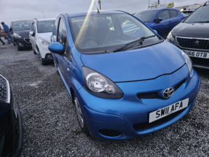 2011 Toyota Aygo 1.0 Vvt-I Blue in Blue — image 2