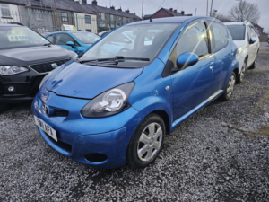 2011 Toyota Aygo 1.0 Vvt-I Blue in Blue — image 3