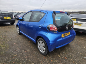 2011 Toyota Aygo 1.0 Vvt-I Blue in Blue — image 5