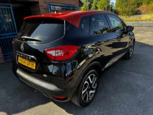 2014 Renault Captur 1.5 Dynamique S Medianav Dci 90 Stop & Start in Black — image 6