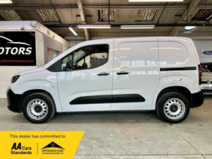 2025 Citroen Berlingo 1.5 Bluehdi 1000 Enterprise Plus M Swb Euro 6 (s/s) 5dr in White — image 6