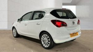2015 Vauxhall Corsa 1.2i Se Hatchback 5dr Petrol Manual Euro 6 (70 Ps) in White — image 3