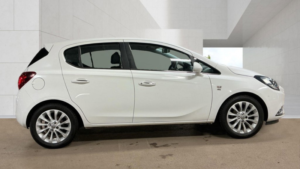 2015 Vauxhall Corsa 1.2i Se Hatchback 5dr Petrol Manual Euro 6 (70 Ps) in White — image 5