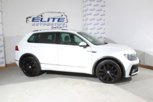 2017 Volkswagen Tiguan 2.0 Bitdi R-Line SUV 5dr Diesel DSG 4motion Euro 6 (s/s) (240 Ps) in White — image 2