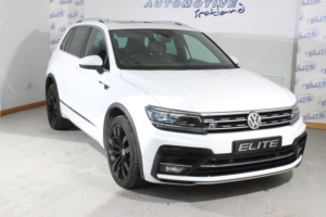 2017 Volkswagen Tiguan 2.0 Bitdi R-Line SUV 5dr Diesel DSG 4motion Euro 6 (s/s) (240 Ps) in White — image 4