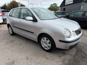 2002 Volkswagen Polo 1.2 S Hatchback 5dr Petrol Manual (144 G/km, 55 Bhp) in Silver — image 3