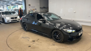 2019 BMW 3 Series 3.0 M340i Saloon 4dr Petrol Auto Xdrive Euro 6 (s/s) (374 Ps) in Black — image 2