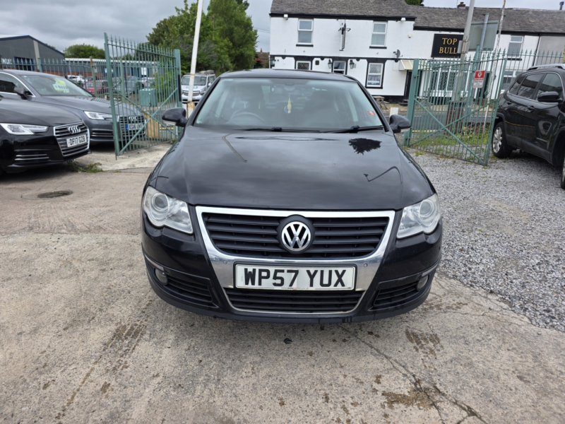 2008 Volkswagen Passat 2.0 Tdi Sport in Black — image 1