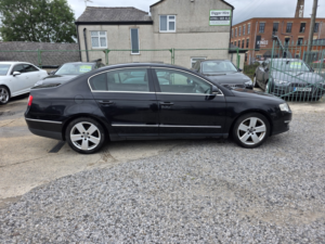 2008 Volkswagen Passat 2.0 Tdi Sport in Black — image 5