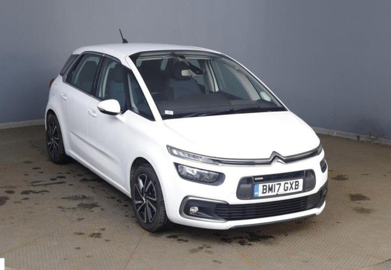 2017 Citroen C4 Picasso 1.2 Puretech Feel Euro 6 (s/s) 5dr in White — image 1