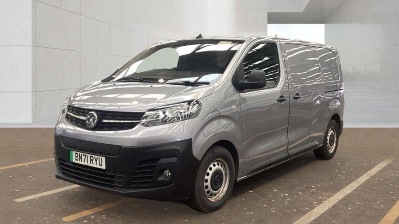 2022 Vauxhall Vivaro Electric 3100 75kwh Dynamic Auto L1 H1 5dr in Grey — image 1