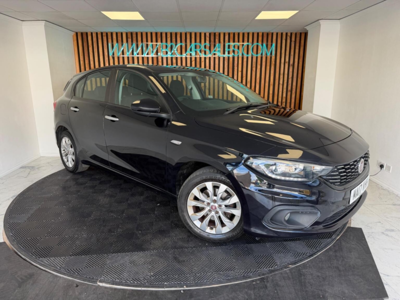 2017 Fiat Tipo 1.4 T-Jet Easy Plus Euro 6 (s/s) 5dr in Black — image 1